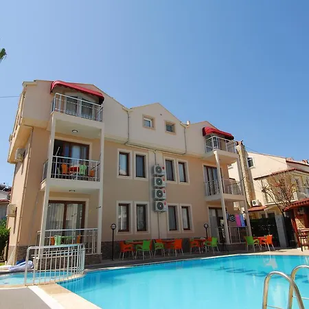 Apartmanhotel Burak Apart *