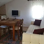 Apartmanhotel Burak Apart *