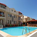 Apartmanhotel Burak Apart
